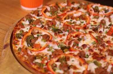 Spicy Beef Pizza